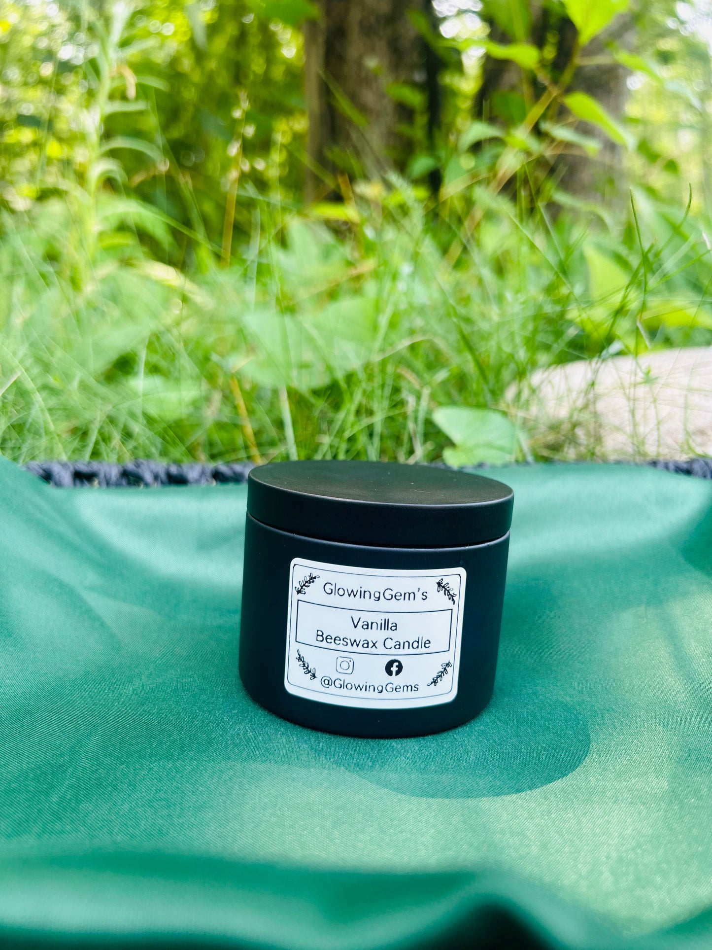 Hand-Poured Vanilla Beeswax Candles (8oz - 4oz)