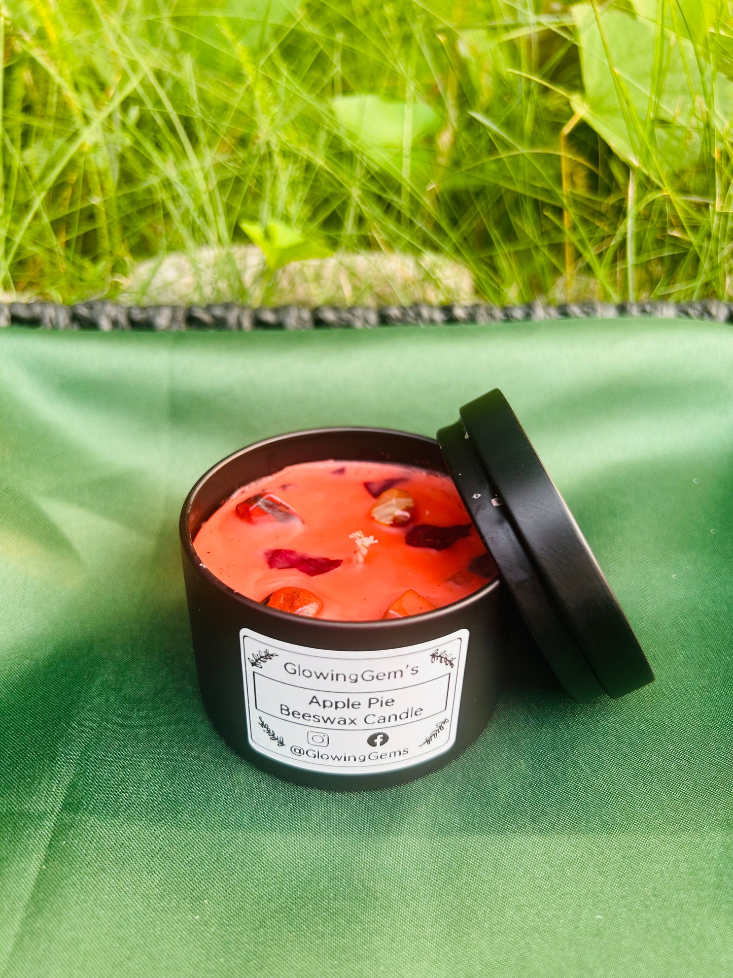 Hand-Poured Apple Pie Beeswax Candles! (4oz-8oz)