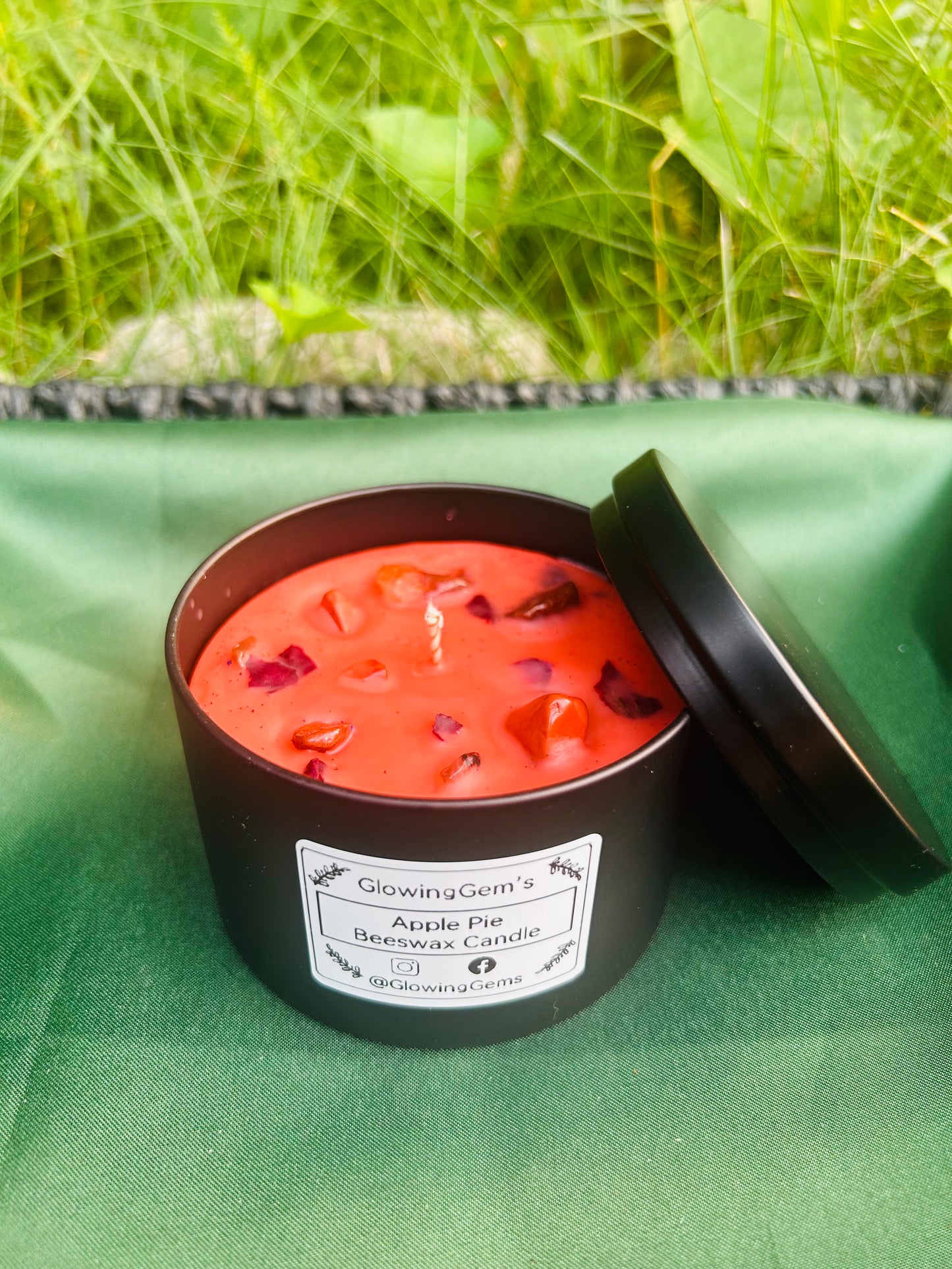 Hand-Poured Apple Pie Beeswax Candles! (4oz-8oz)