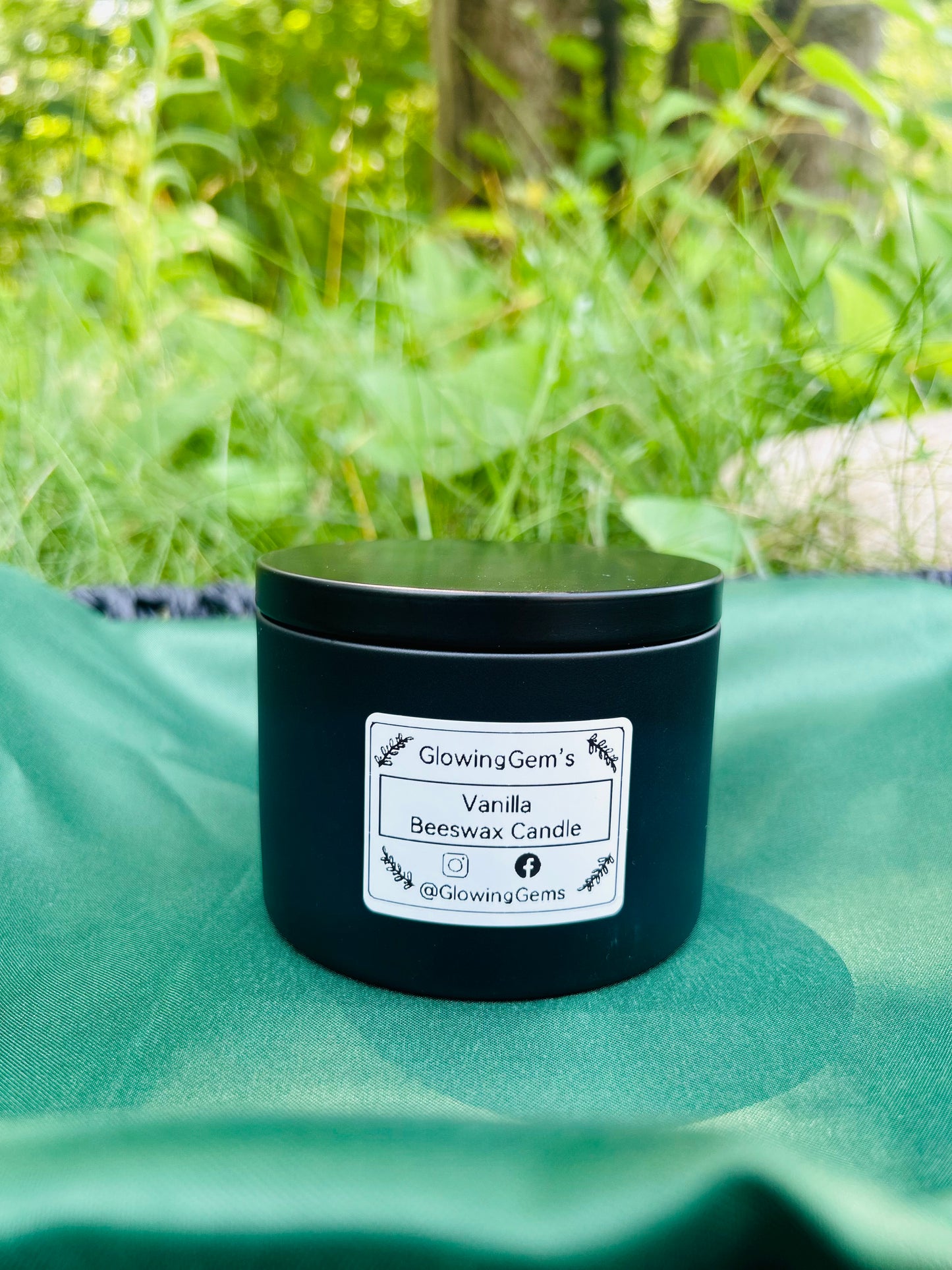 Hand-Poured Vanilla Beeswax Candles (8oz - 4oz)